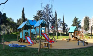 President Ilham Aliyev and Mehriban Aliyeva attend opening of newly laid forest park in Yasamal district