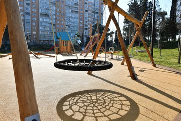 President Ilham Aliyev and Mehriban Aliyeva attend opening of newly laid forest park in Yasamal district