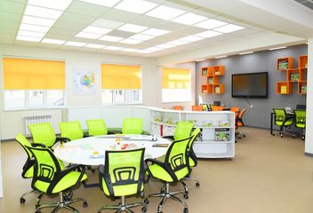President Ilham Aliyev and first lady Mehriban Aliyeva viewed conditions created at school-lyceum No 3 in Khirdalan city