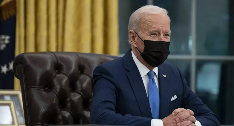 Biden signs orders to undo Trump immigration policies, reunite migrant families