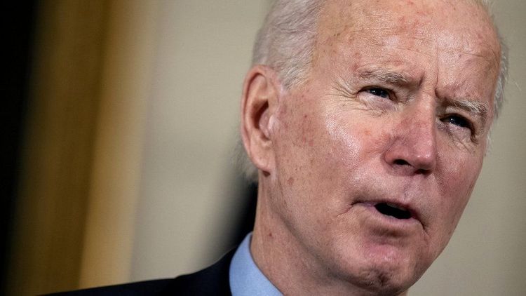Biden sets out firm line on Iran sanctions
