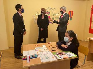 British Minister visits English language training center in Mushfigabad - PHOTO