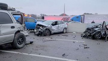 At least 6 dead in massive Texas crash involving over 100 cars - VIDEO