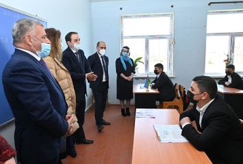 Heads of UNICEF and ICRC Representative Offices in Azerbaijan visit schools damaged as a result of Armenian aggression 