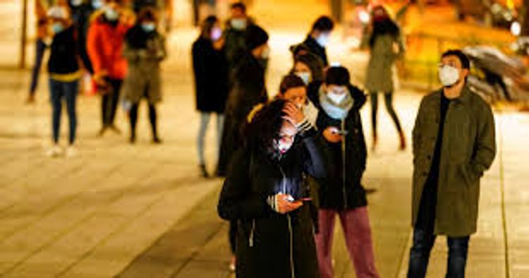 UK case numbers continue to fall