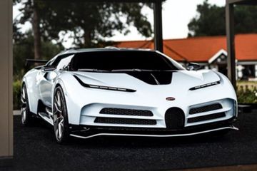 Cristiano Ronaldo adds ultra-rare €8m Bugatti to his car collection