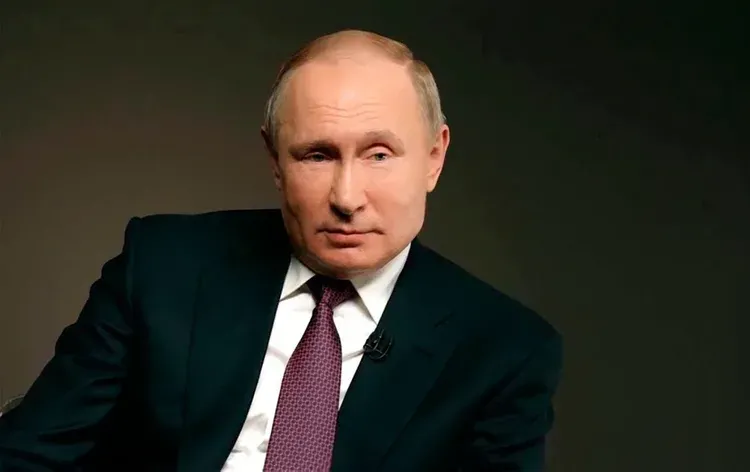 Russia will not permit blows to sovereignty, Putin says