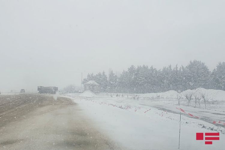 Snow fell in some regions of Azerbaijan - PHOTO