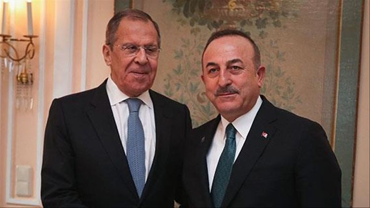 Turkish, Russian FMs hold phone conversation