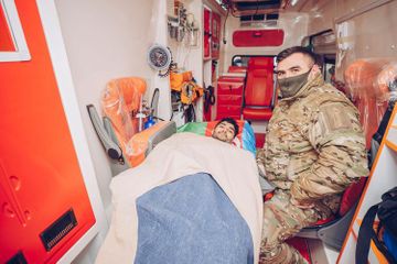 YASHAT sends 10 more veterans to Turkey for treatment