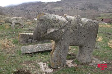 Journalists visited the graves of Sari Ashig and the martyrs of Gulabird - PHOTO