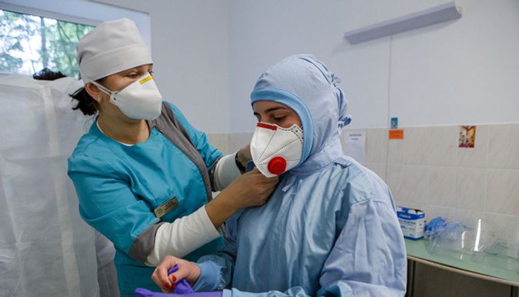 Ukraine reports 4,182 new coronavirus cases