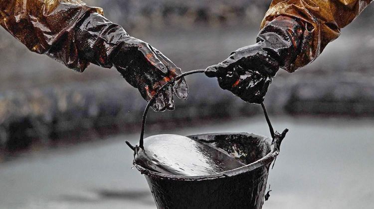 Shake-out may be seen in global oil market next year