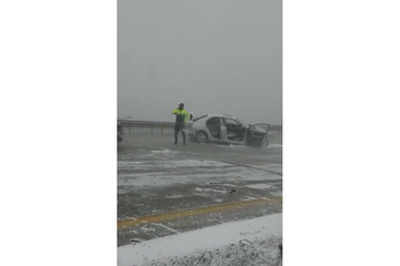 Multi-vehicle collision involving 15-20 cars in Baku leaves one dead - VIDEO - UPDATED