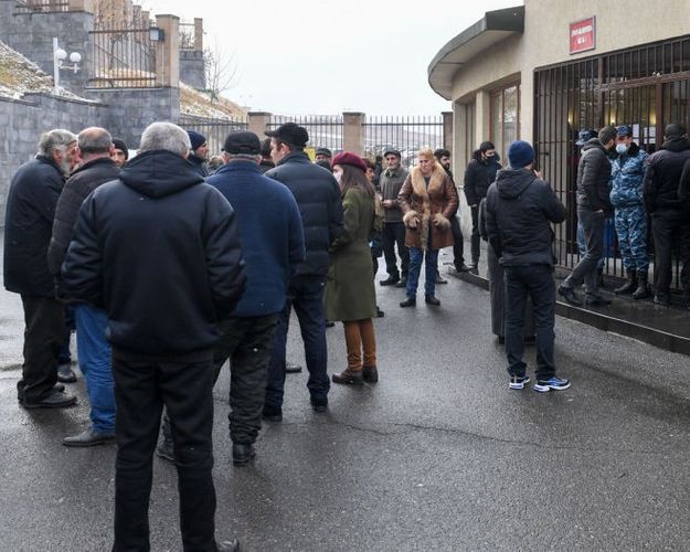 Parents in Armenia do not want their children to serve in Karabakh