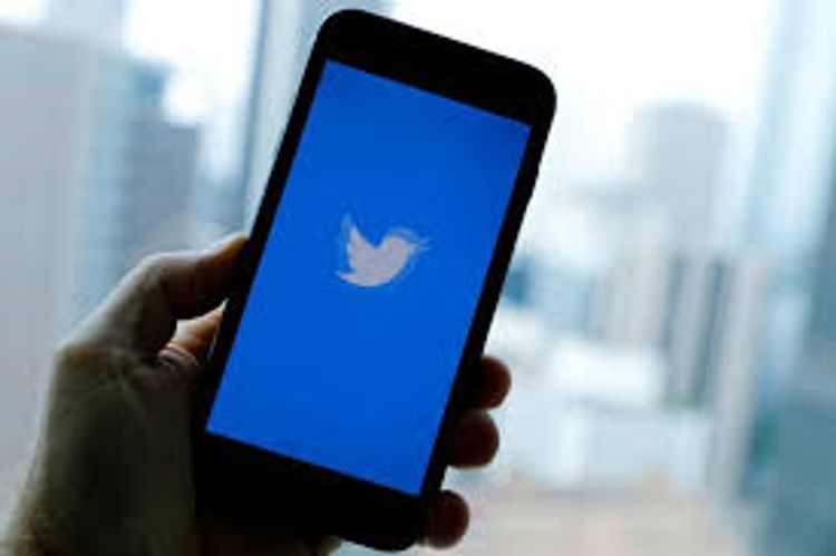 Twitter expects annual revenue to double in 2023, shares up 8%