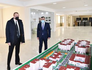 Ceremony to give out apartments to families of martyrs and war disabled was held in Baku  - UPDATED