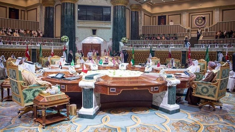 Egypt signs reconciliation deal with Qatar