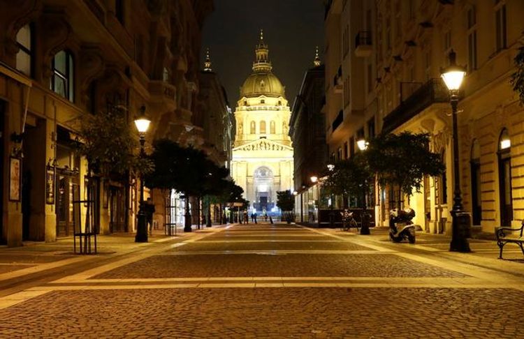 Hungary proposes extending remote learning for secondary schools 