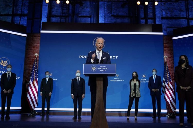 Biden picks Rhode Island governor for Commerce, Boston mayor for Labor