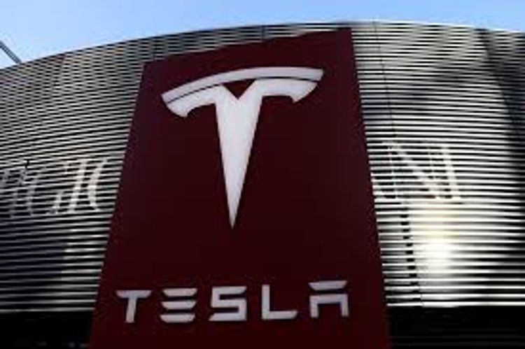 Tesla market value crosses $800 billion for the first time