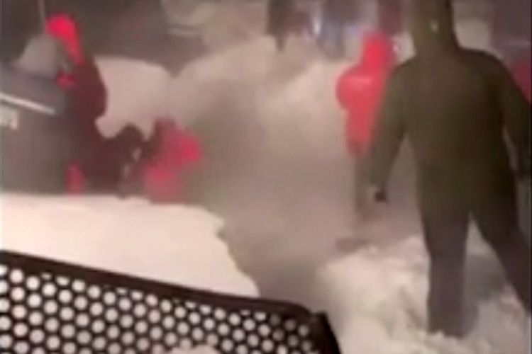 Avalanche collapses in Norilsk, five people feared under snow, including two kids