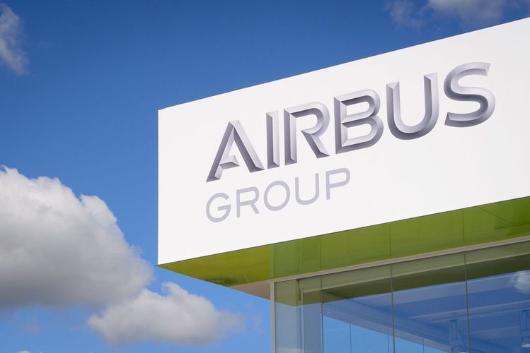 Airbus deliveries fell 34% to 566 jets in 2020