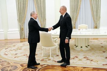 A trilateral meeting among the Presidents of Russia and Azerbaijan and the Prime Minister of Armenia ends in Moscow - UPDATED-2 - VIDEO
