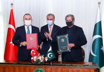 Head of Turkish MFA: "We will develop our cooperation in defense industry with Pakistan"
