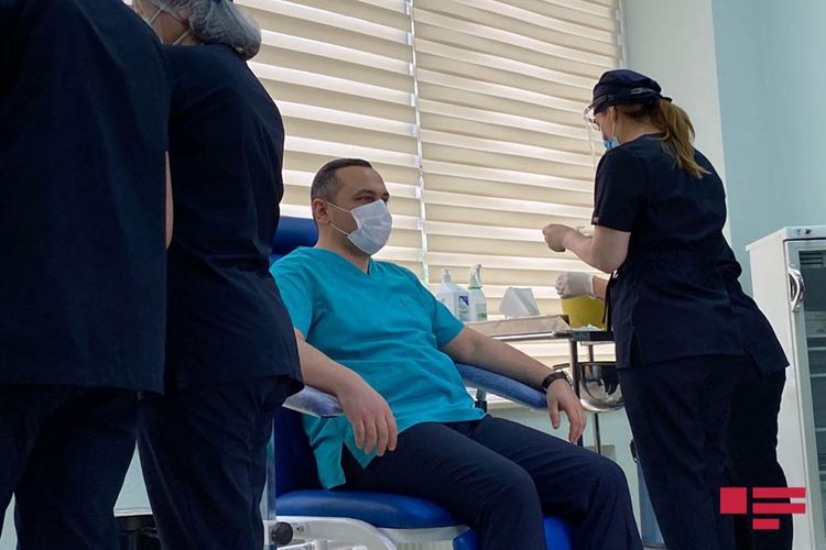 Zaur Aliyev and Ramin Bayramli vaccinated against coronavirus