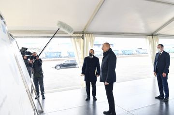 President Ilham Aliyev attended groundbreaking ceremony for two plants in Sumgayit Chemical Industry Park and inaugurated sheet glass factory