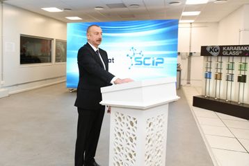 President Ilham Aliyev attended groundbreaking ceremony for two plants in Sumgayit Chemical Industry Park and inaugurated sheet glass factory
