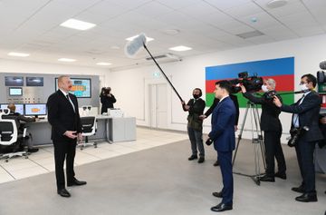 President Ilham Aliyev attended groundbreaking ceremony for two plants in Sumgayit Chemical Industry Park and inaugurated sheet glass factory