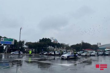 Azerbaijan observes moment of silence for Black January victims - PHOTO