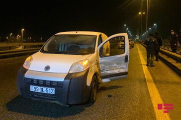 11 cars collided on the bridge in Baku, several people injured