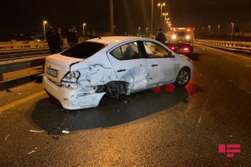 11 cars collided on the bridge in Baku, several people injured