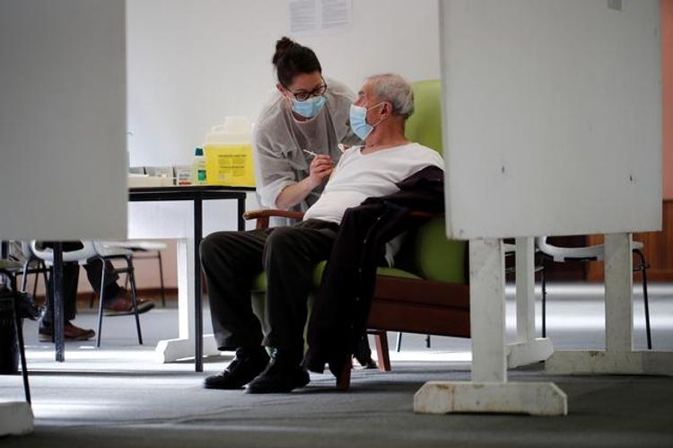 French health body recommends delaying second COVID shot to six weeks after first