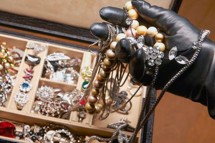 Excise tax exemption for up to 20 grams of gold products brought to Azerbaijan being abolished