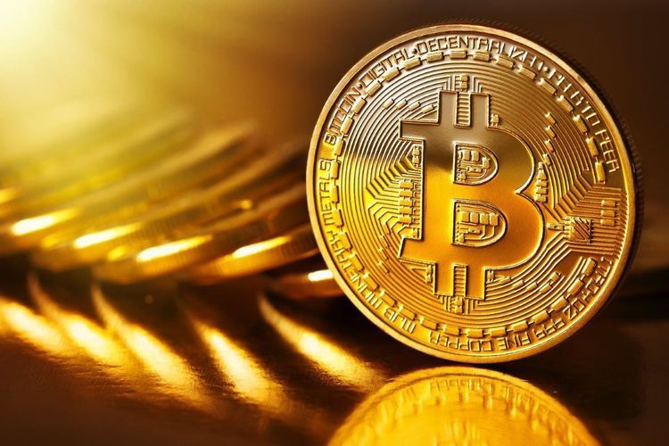 Bitcoin seen topping $50,000 long term as it vies with gold