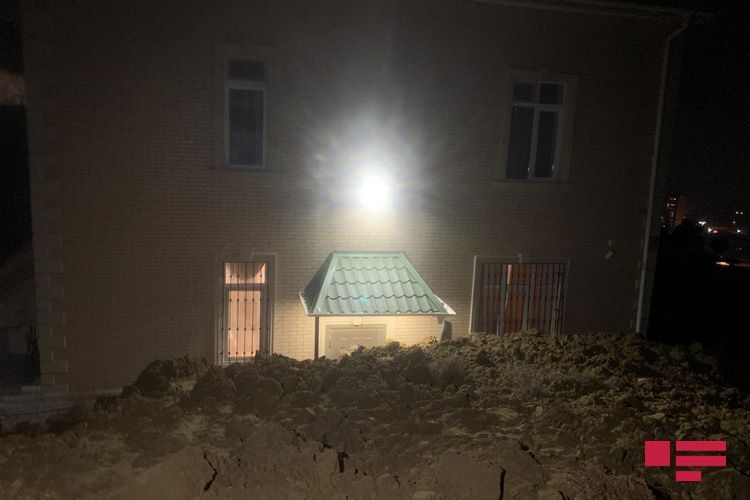 Landslide occurred in Baku, road closed  - PHOTO - UPDATED-1