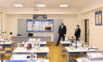 President Ilham Aliyev viewed conditions created at newly-reconstructed schools in Sabunchu and Surakhani districts