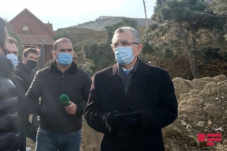 Head of Baku City Executive Power arrives at landslide area in Badamdar