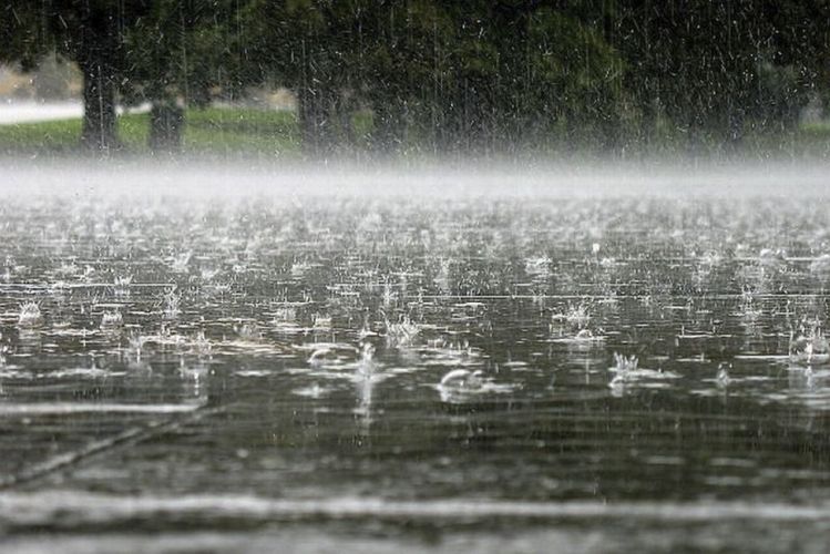 Speed limit decreased in some highways of Baku due to rainy weather condition