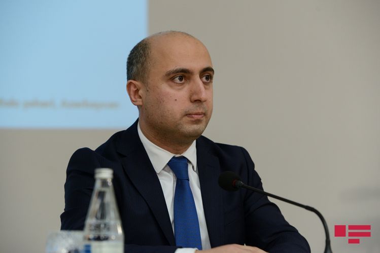 Minister: "There will be statements on start of lessons next week"