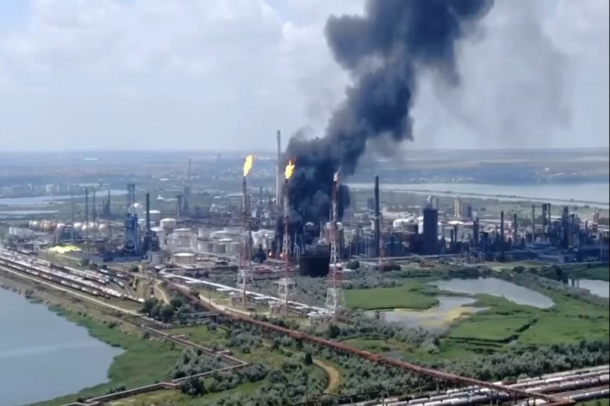1 dead in refinery explosion in Romania