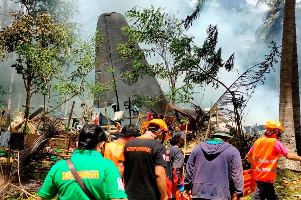 Philippines' plane crash kills 47, injures 49;