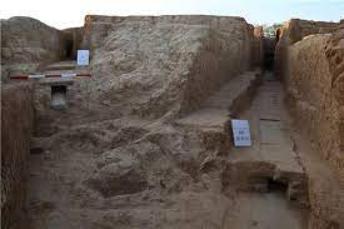 Ancient tomb cluster unearthed in east China