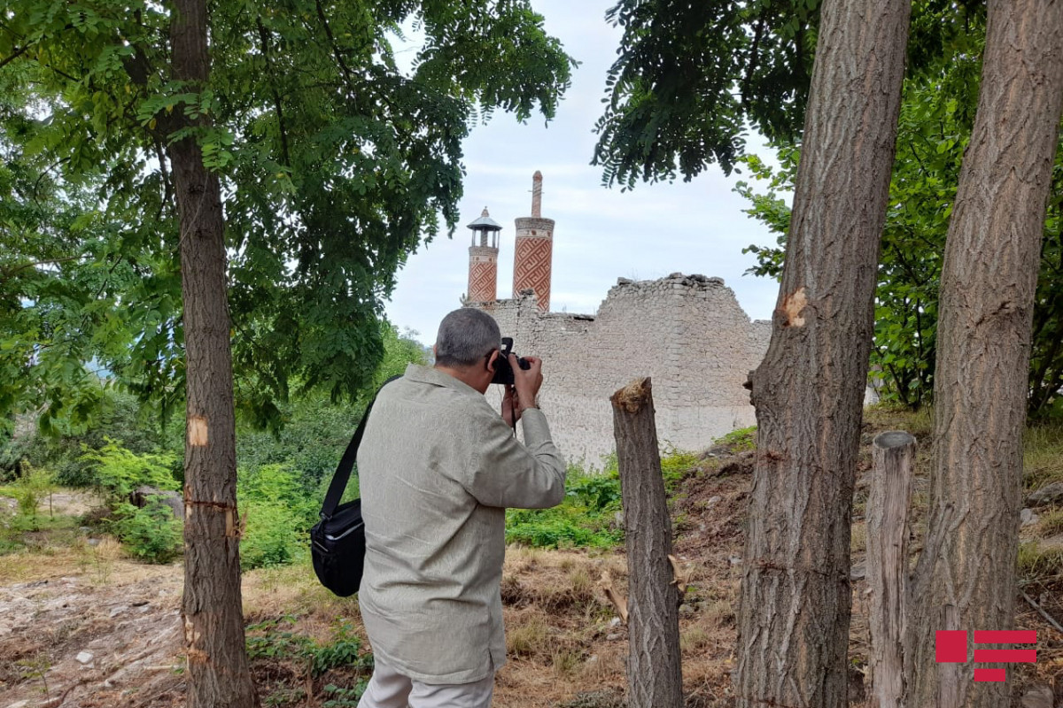 Representatives of diplomatic corps in Azerbaijan visit Ashagi Govhar Aga Mosque in Shusha