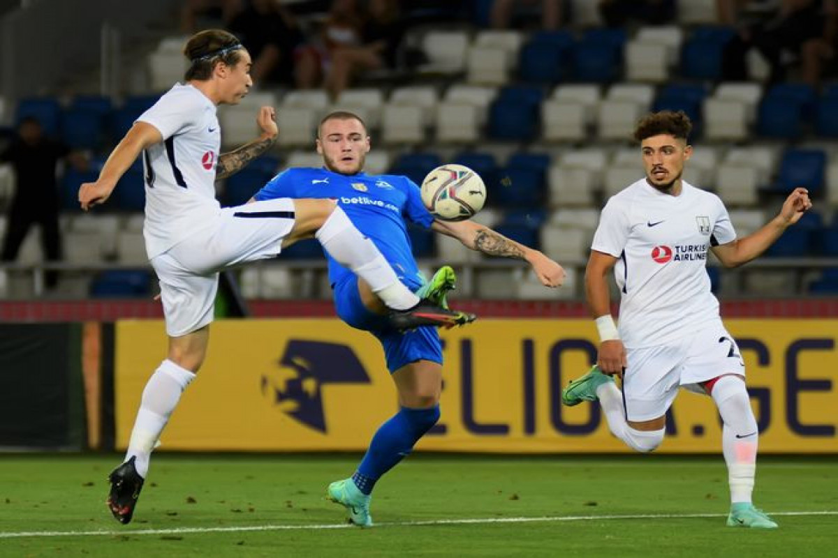 Neftchi qualified the next stage of the Champions League