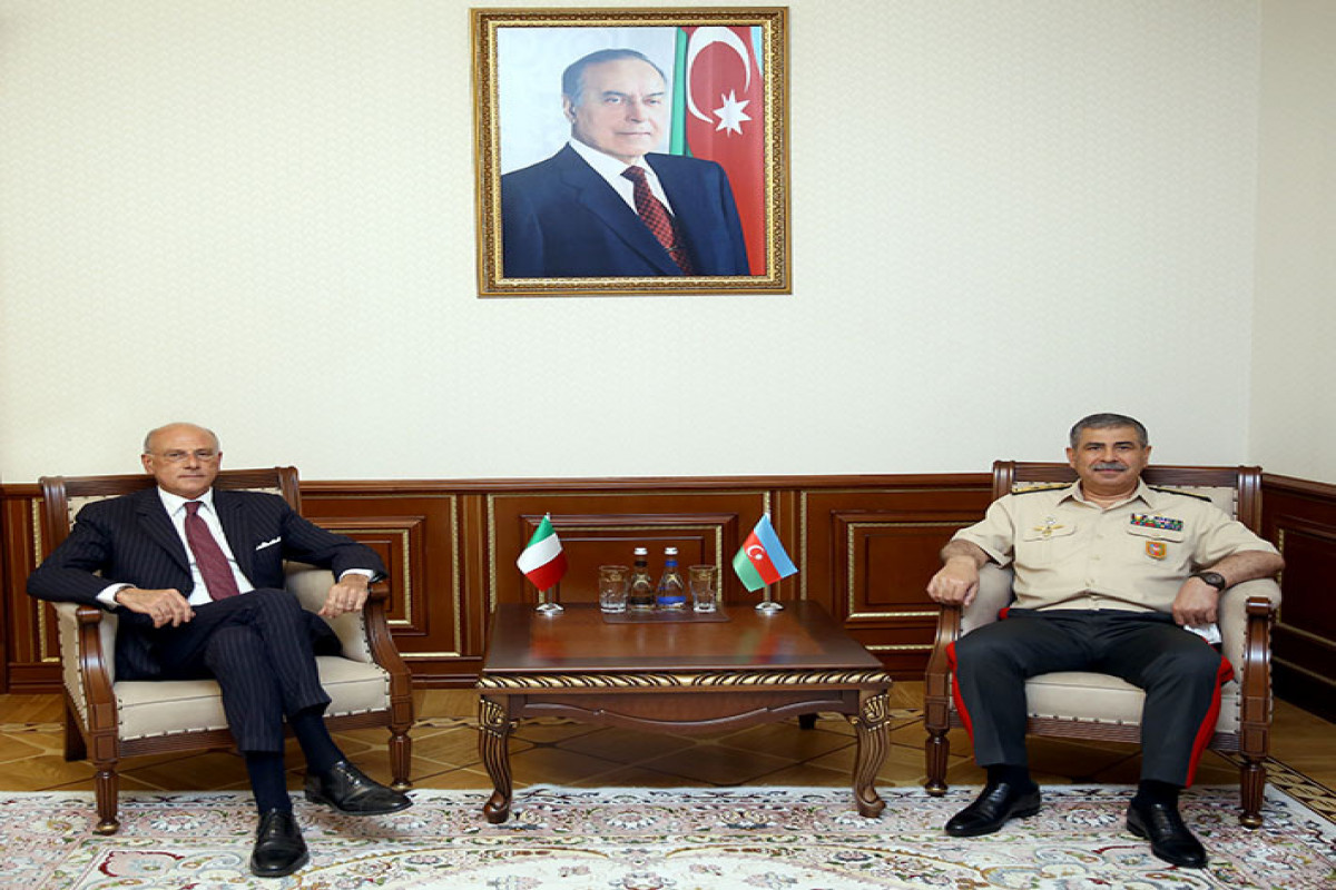 Claudio Taffuri, Zakir Hasanov